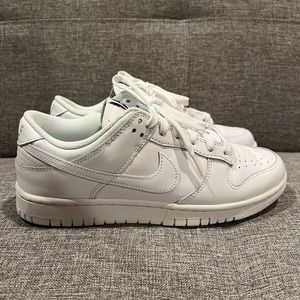 Nike Dunk Low Triple White